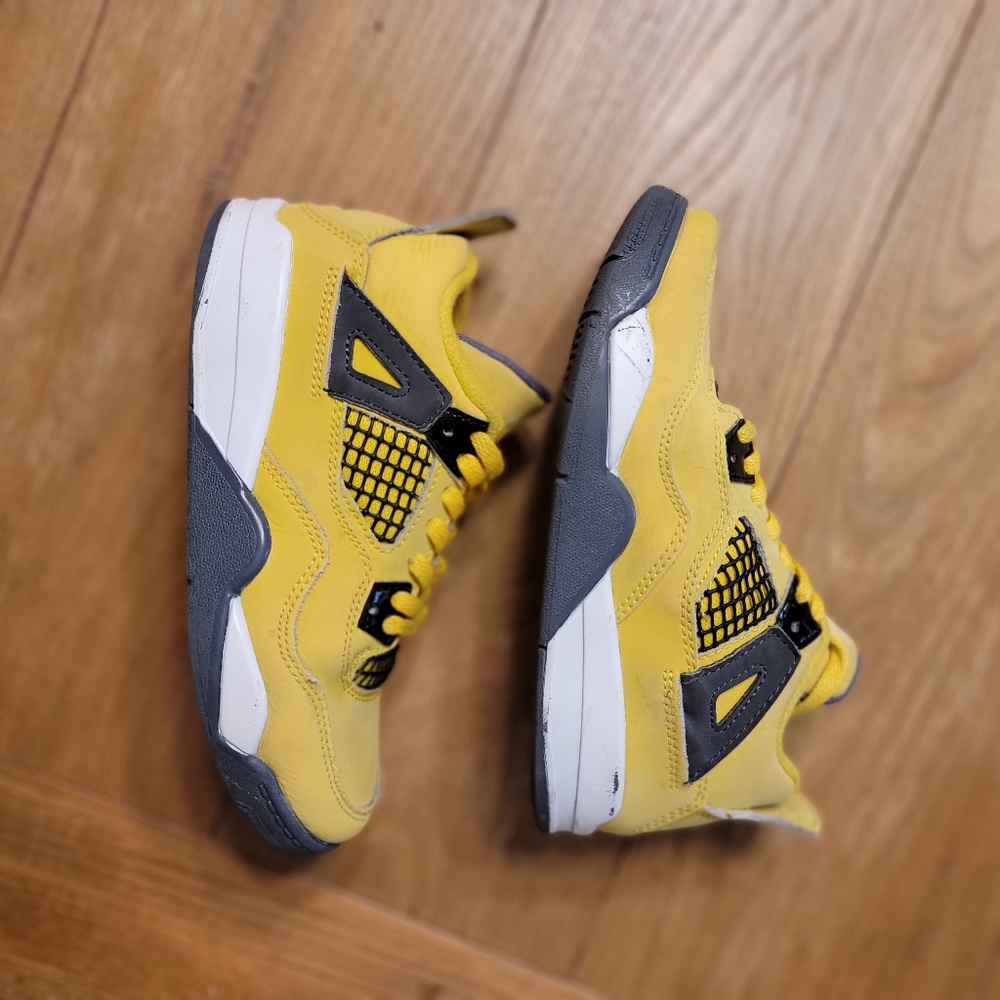 Jordan 4 lightnings 13c